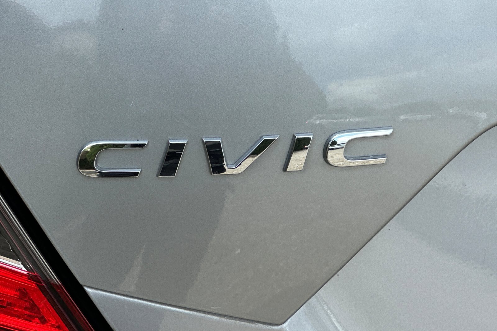 Used 2018 Honda Civic EX image 25