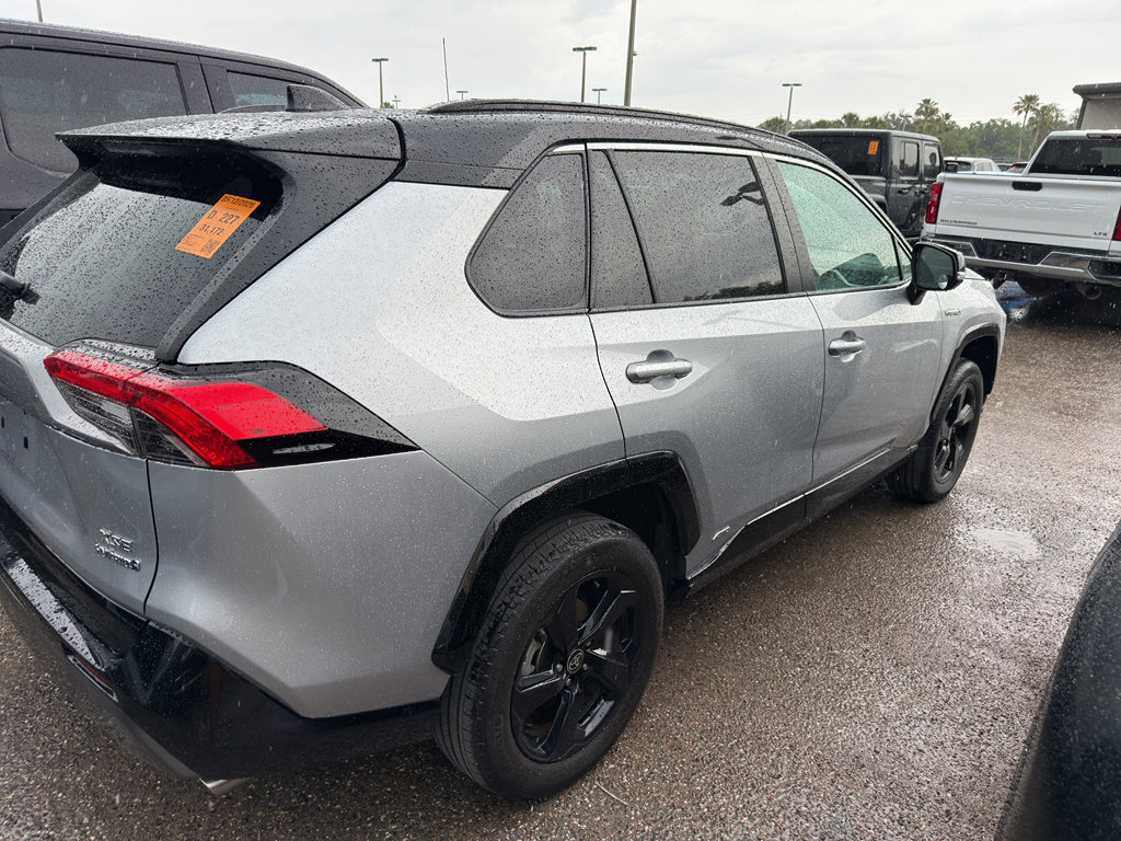 Used 2021 Toyota RAV4 XSE w/ XSE Grade Weather Package AWD/4WD image 2