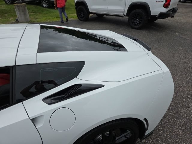 Used 2018 Chevrolet Corvette Stingray Coupe w/ 1LT RWD image 35