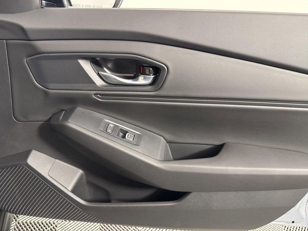 New 2025 Honda Accord SE image 25