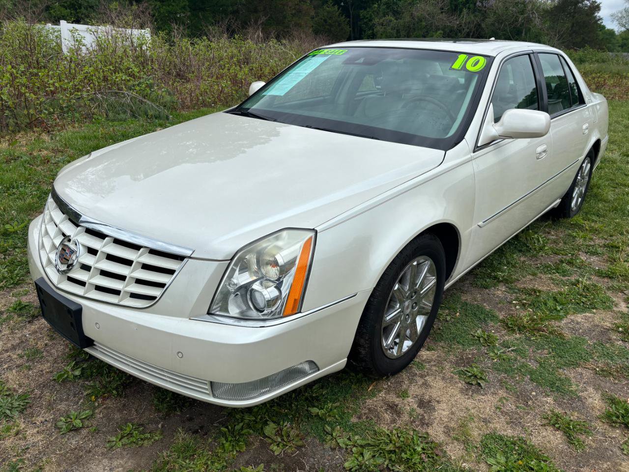 Used 2010 Cadillac DTS Premium w/ Driver Awareness Package FWD image 1