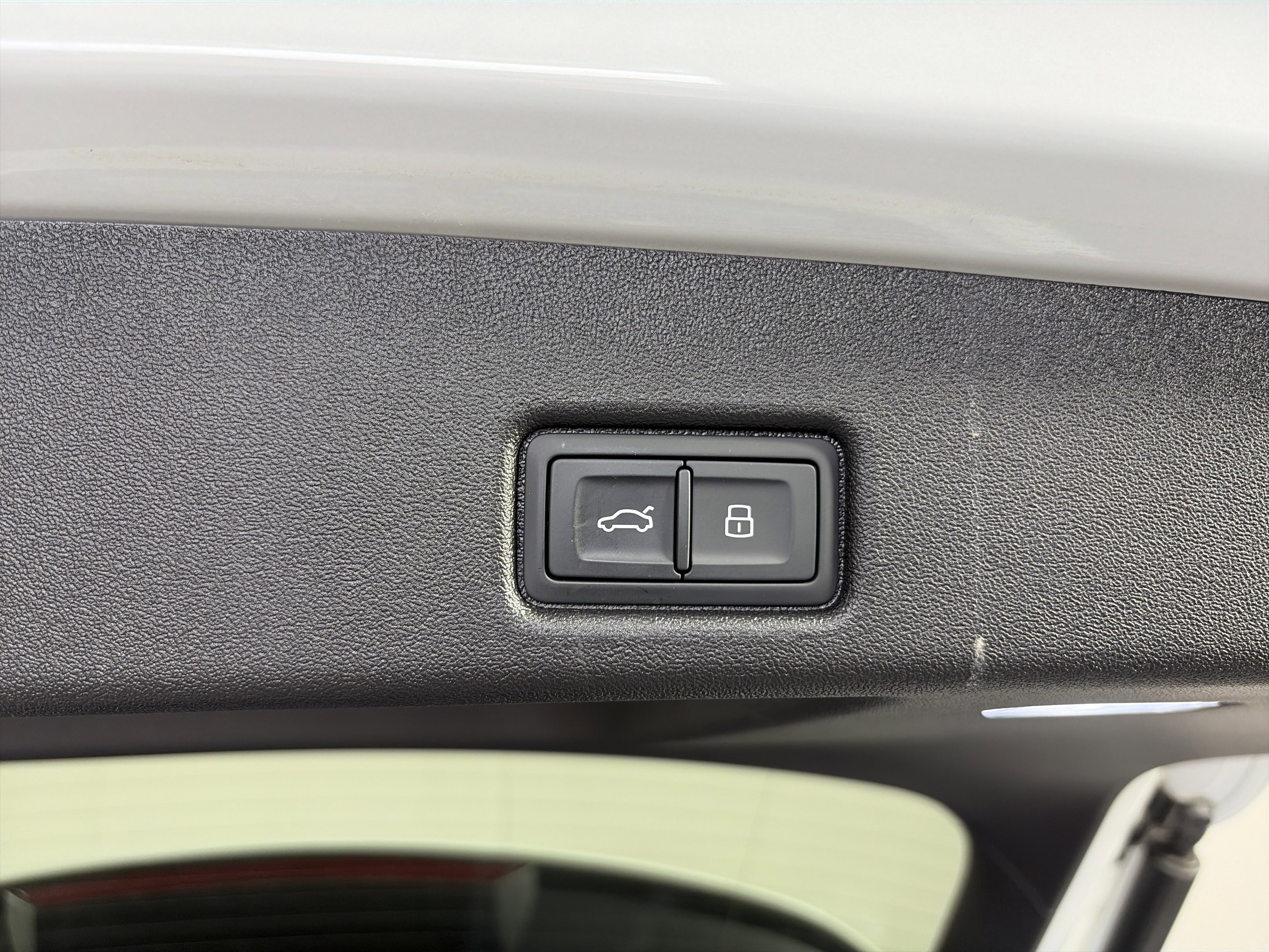 Used 2025 Audi Q5 Premium Plus w/ Premium Plus AWD/4WD image 14