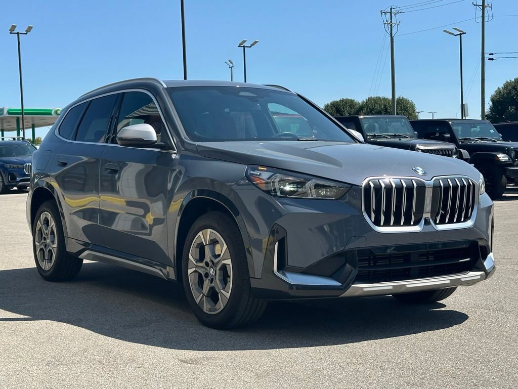 Used 2023 BMW X1 xDrive28i w/ Premium Package image 13