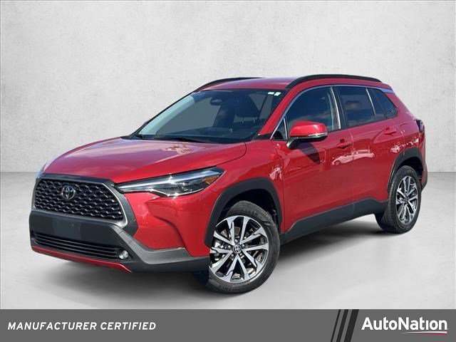 Certified 2023 Toyota Corolla Cross XLE image 1