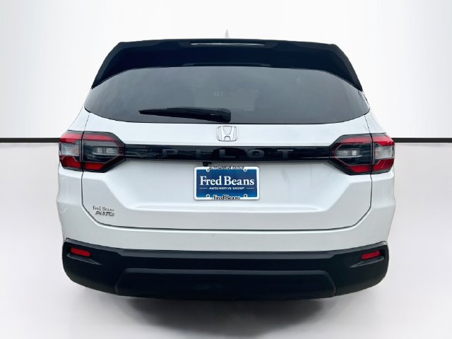 Certified 2023 Honda Pilot LX image 7
