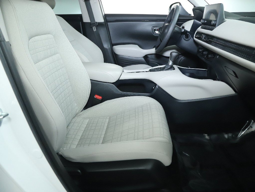 Used 2023 Honda HR-V LX image 33