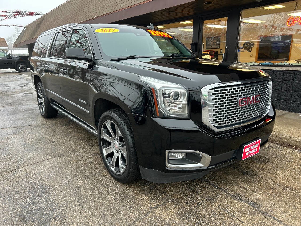 Used 2017 GMC Yukon XL Denali w/ Open Road Package