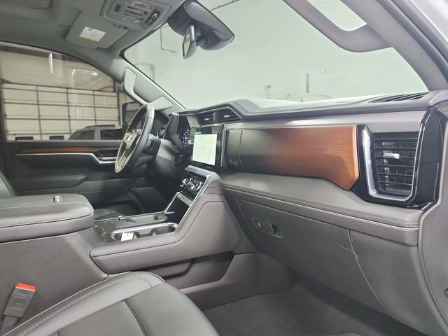 Used 2025 GMC Sierra 2500 Denali image 36