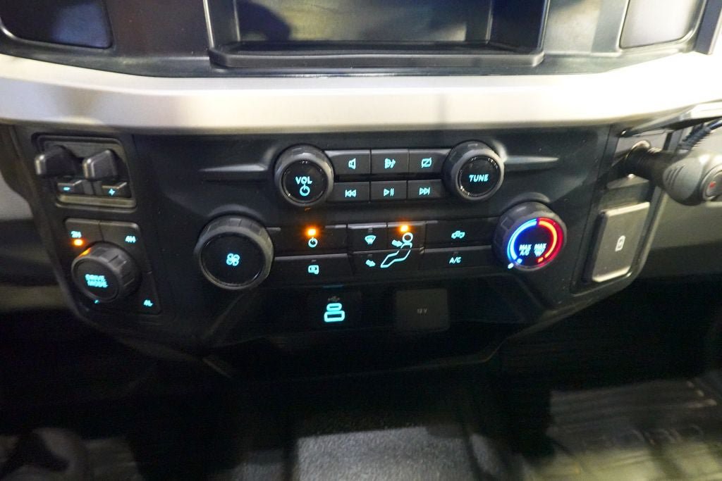 Used 2023 Ford F250 XL AWD/4WD image 15