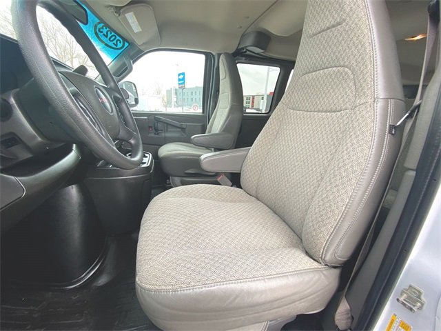 Used 2023 GMC Savana 2500 LS w/ Driver Convenience Package image 17