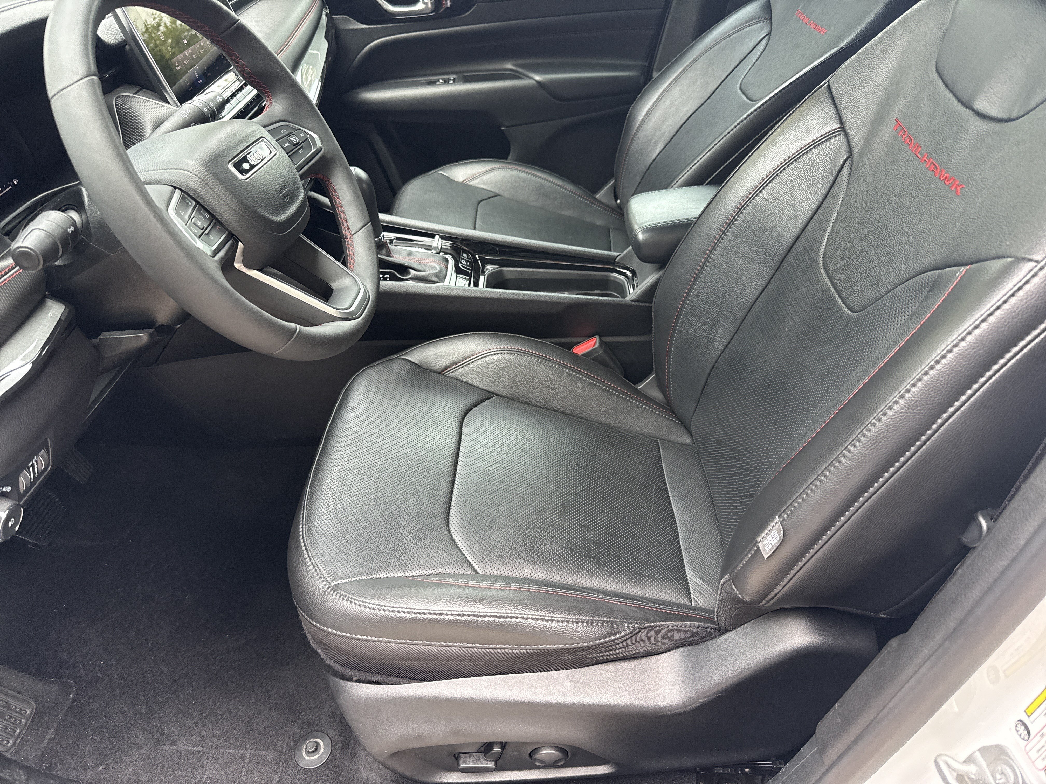 Used 2023 Jeep Compass Trailhawk w/ Trailhawk Elite Group AWD/4WD image 9
