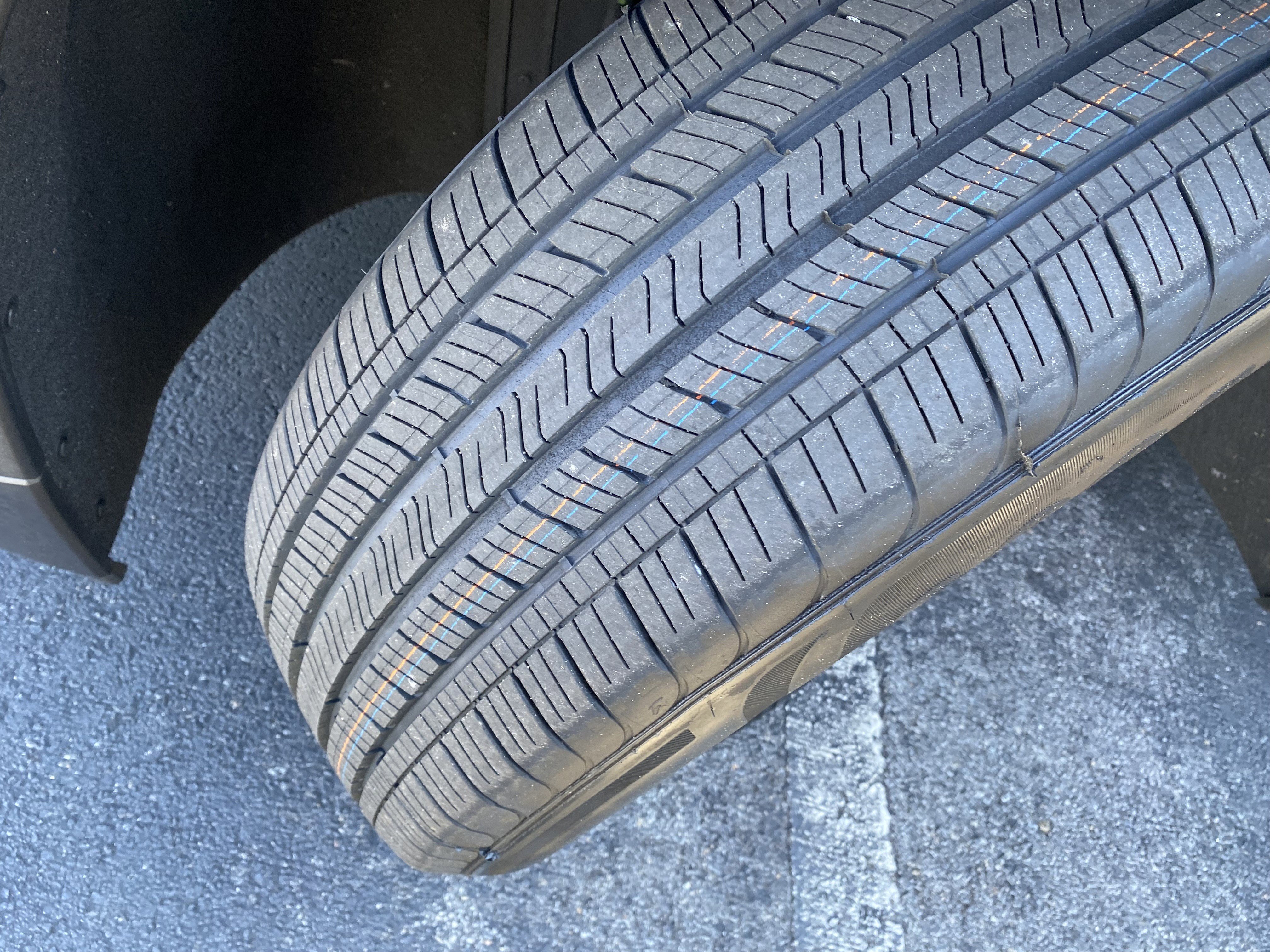 Used 2023 Chevrolet Traverse LS image 12