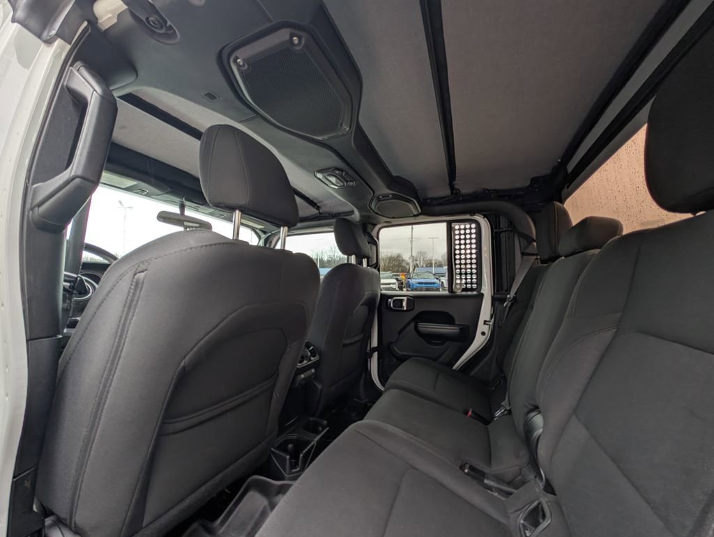 Used 2020 Jeep Gladiator Sport w/ Quick Order Package 24S image 16