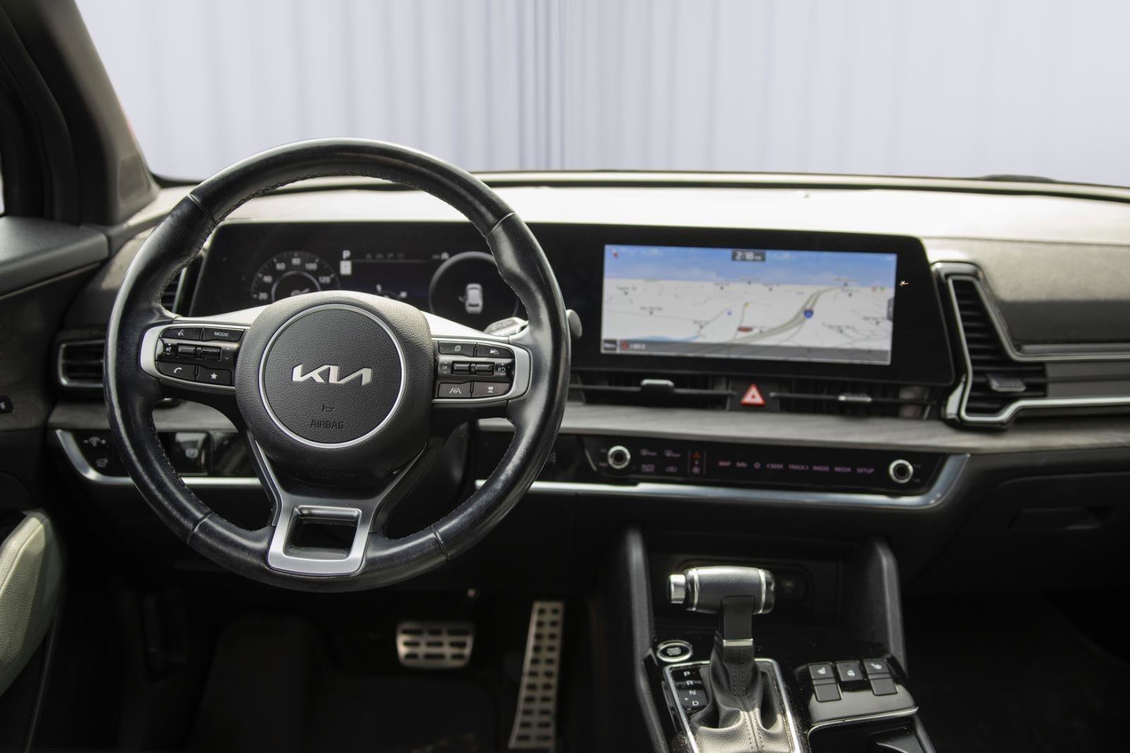 Used 2023 Kia Sportage X-Pro image 3