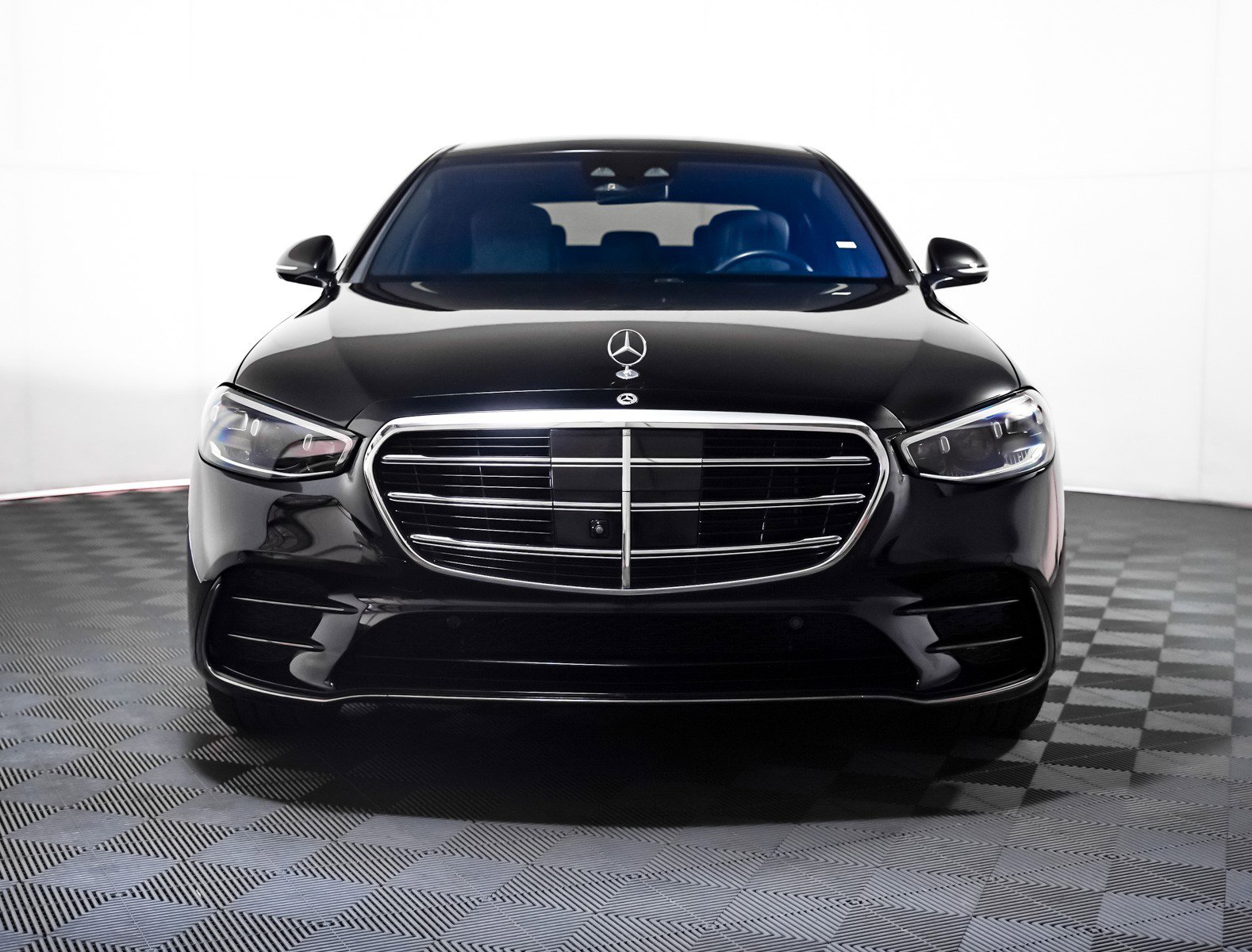 Certified 2023 Mercedes-Benz S 500 4MATIC image 13