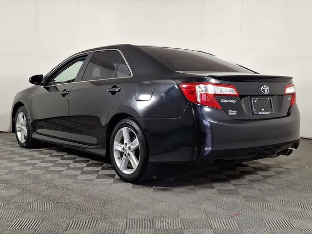 Used 2014 Toyota Camry SE FWD image 7