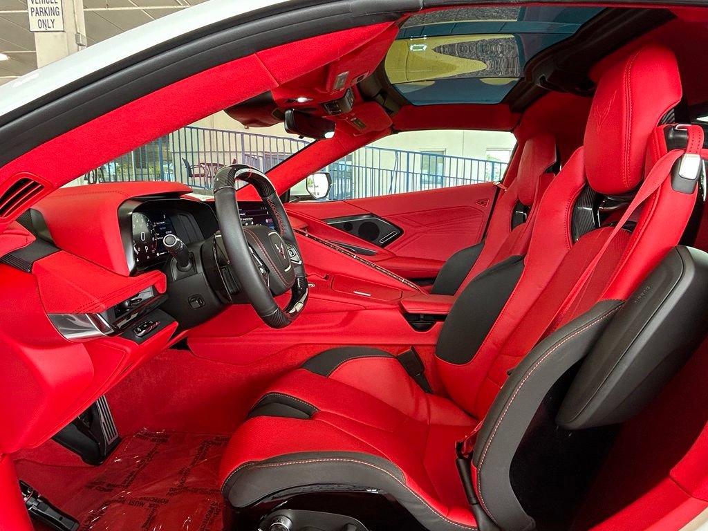 Used 2024 Chevrolet Corvette Z06 w/ Z07 Performance Package RWD image 10