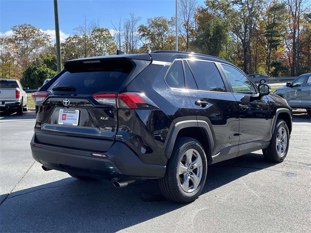 Used 2023 Toyota RAV4 XLE image 5