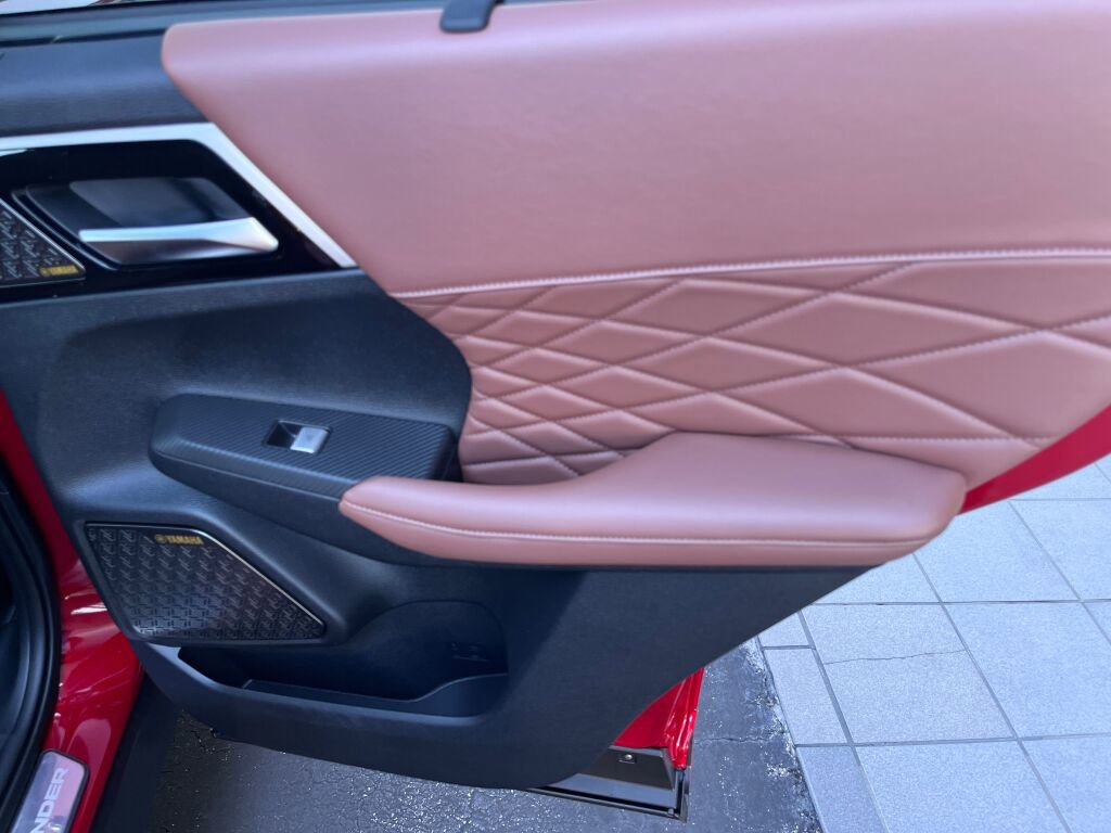 New 2026 Mitsubishi Outlander SEL image 28