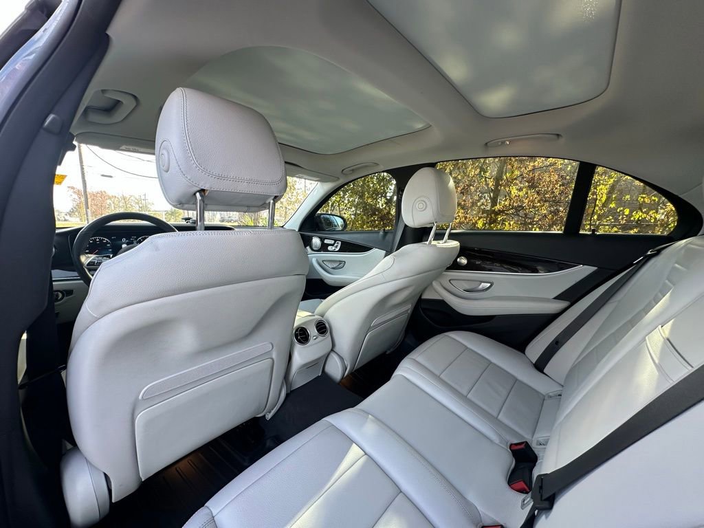 Used 2023 Mercedes-Benz E 450 4MATIC Sedan image 18
