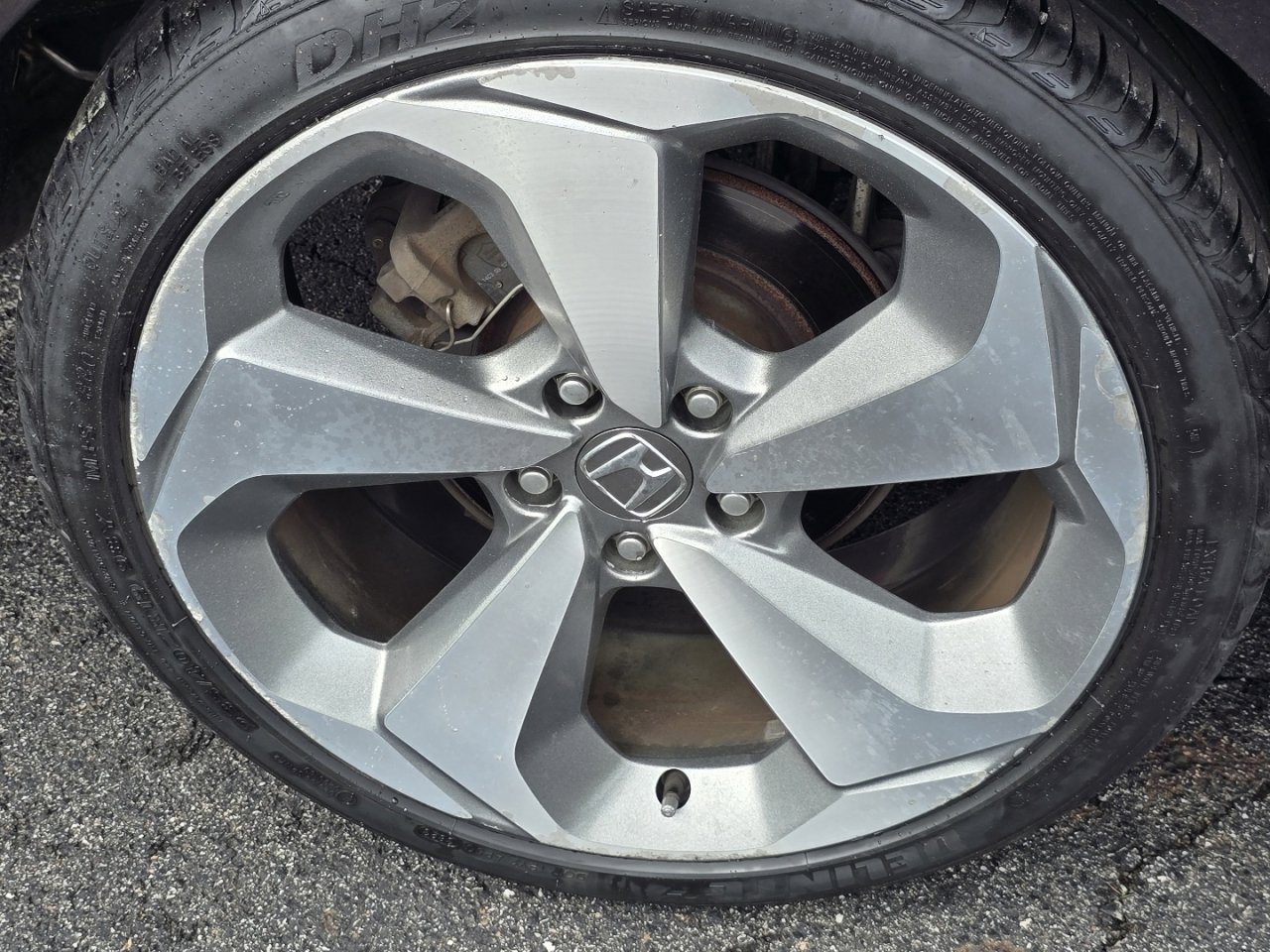 Used 2018 Honda Accord Touring image 12