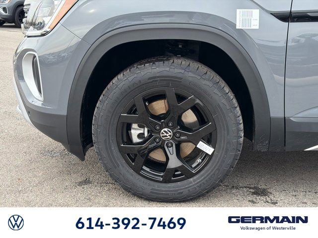 New 2026 Volkswagen Atlas Peak Edition image 13