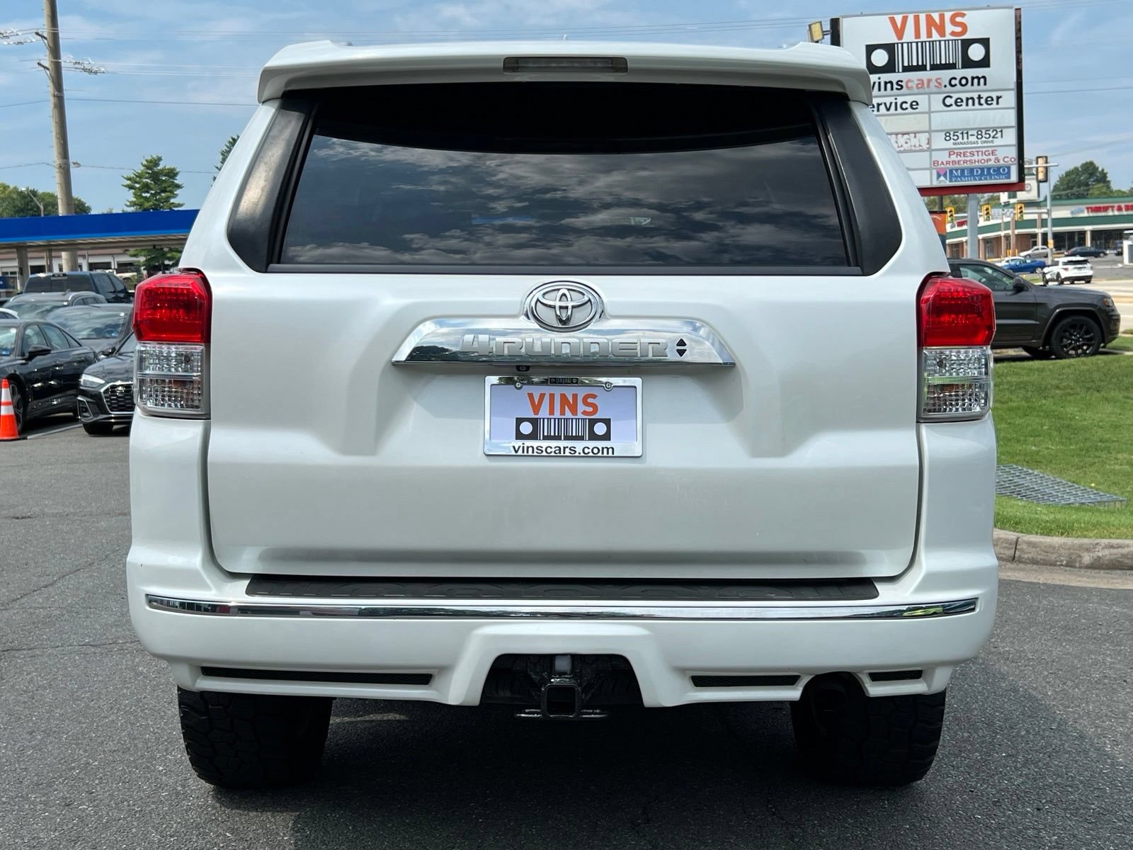 Used 2011 Toyota 4Runner Limited AWD/4WD image 17