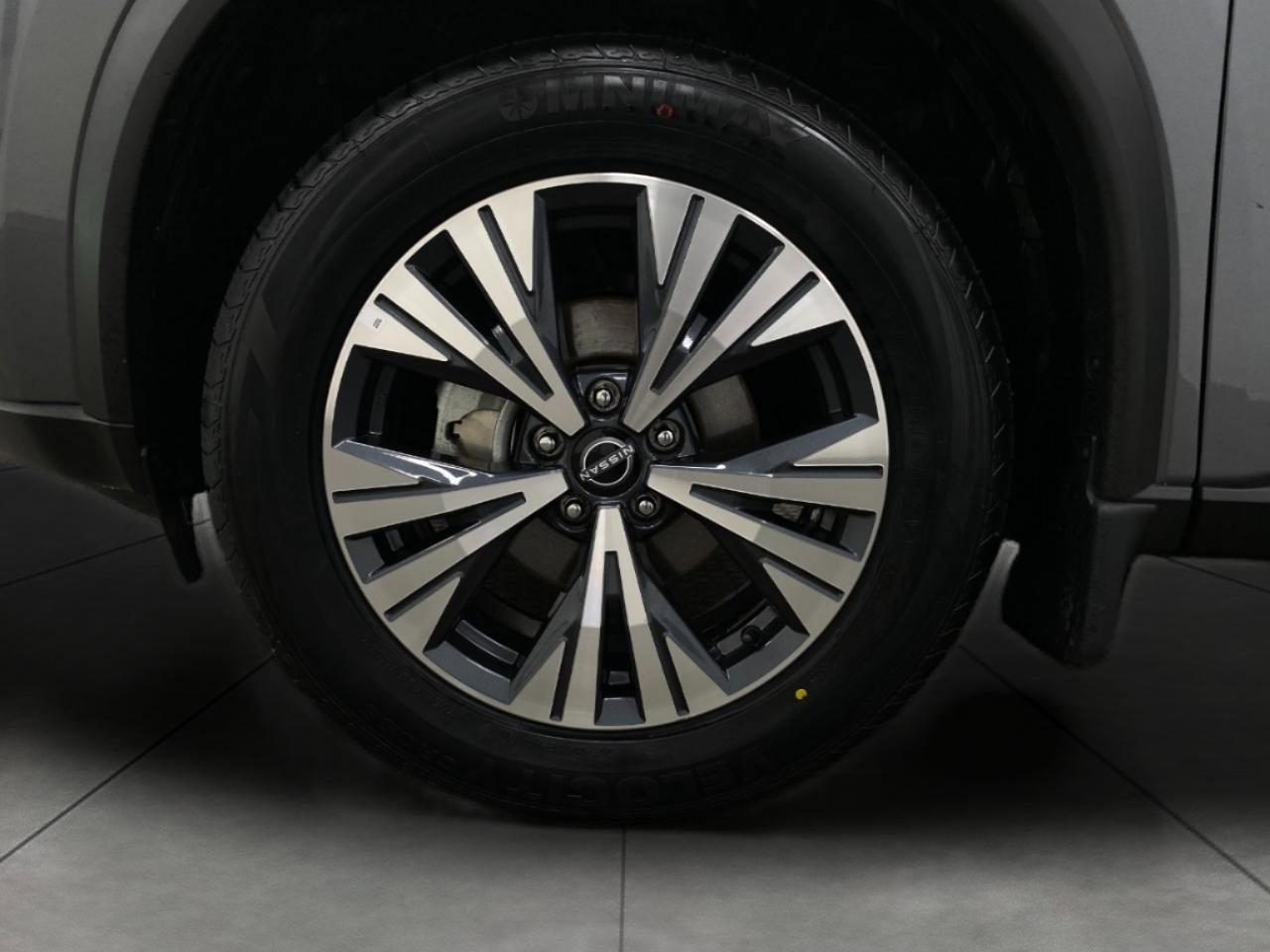 Certified 2023 Nissan Rogue SV image 11