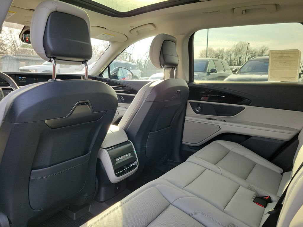 New 2026 Lincoln Nautilus Premier w/ Equipment Group 102A AWD/4WD image 15