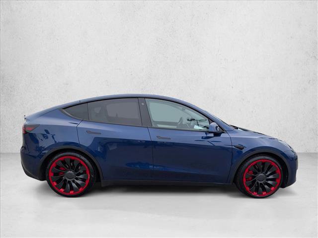 Used 2022 Tesla Model Y Performance AWD/4WD video 4