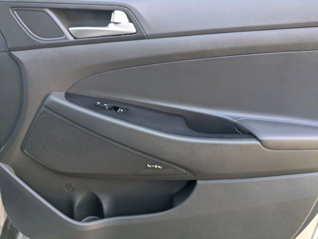 Used 2019 Hyundai Tucson Ultimate w/ Cargo Package image 31