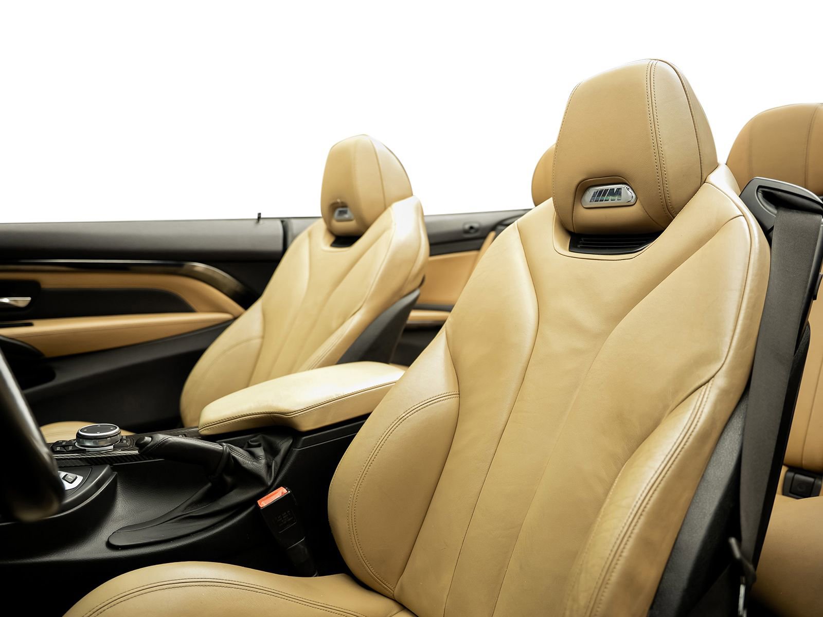 Used 2015 BMW M4 Convertible image 35