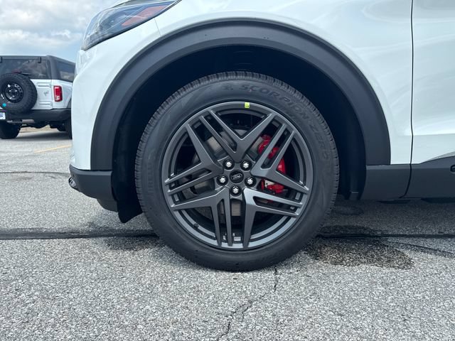 New 2026 Ford Explorer ST w/ Sun And Sound Package AWD/4WD image 13