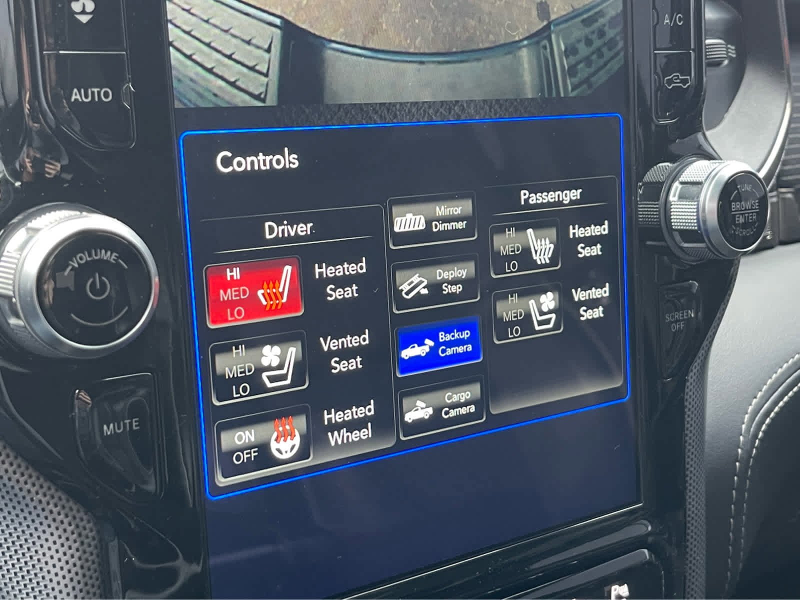 Used 2021 RAM 2500 Limited image 23