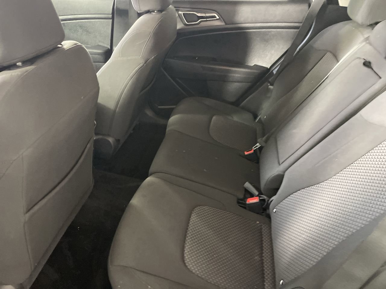 Used 2025 Kia Sportage LX image 22