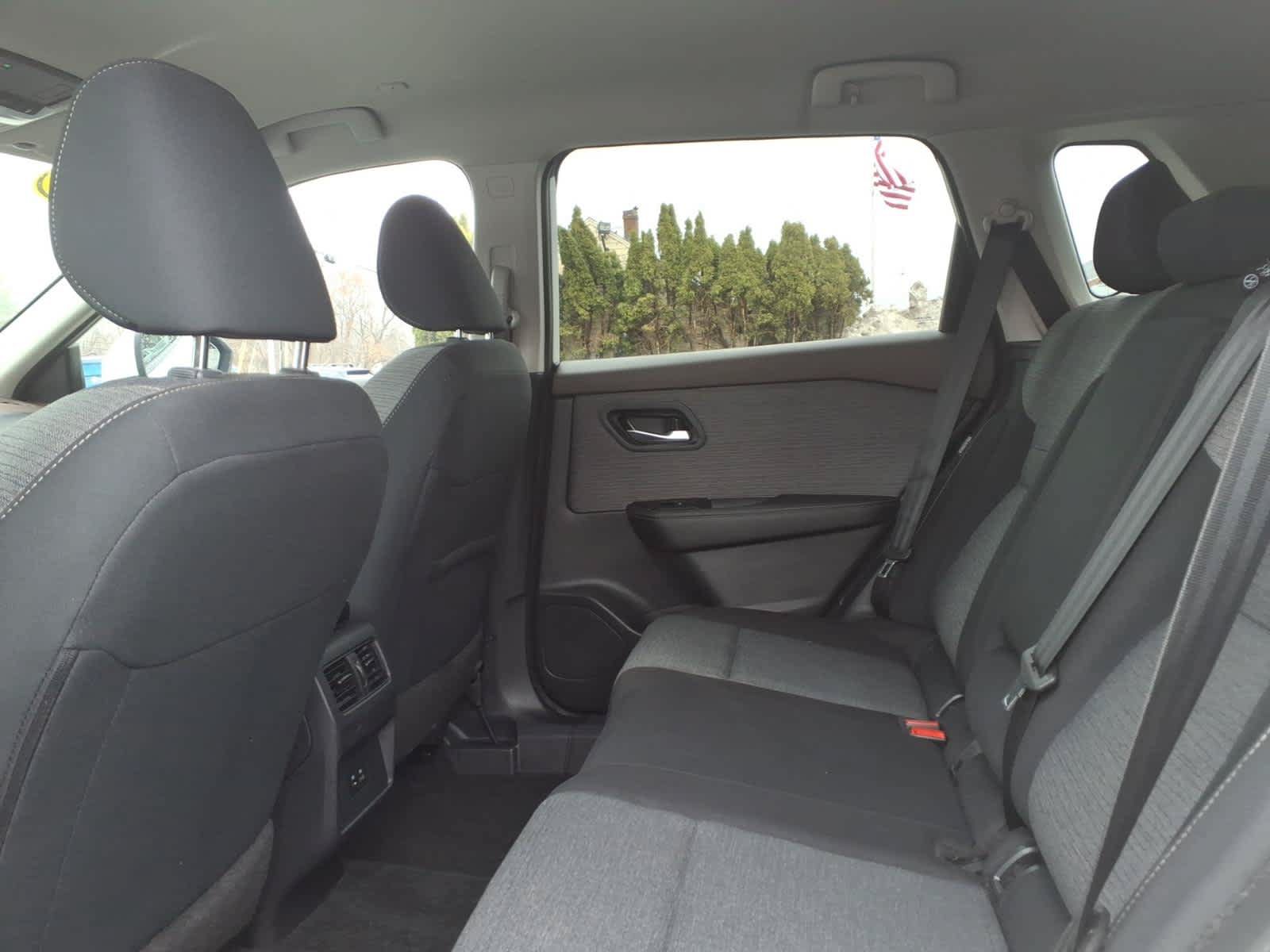 Certified 2023 Nissan Rogue SV AWD/4WD image 19