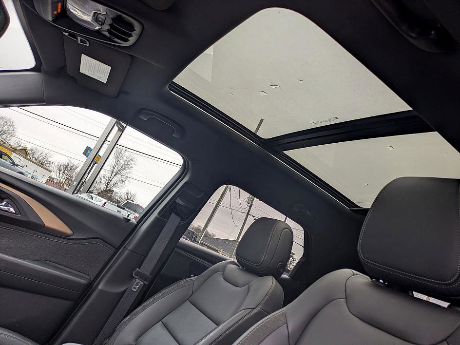 Used 2023 Chevrolet TrailBlazer ACTIV w/ Sun and Liftgate Package image 13