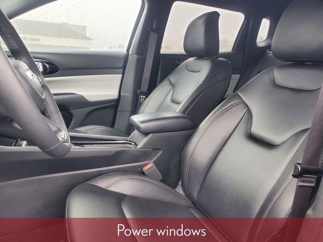 Used 2024 Jeep Compass Limited image 13