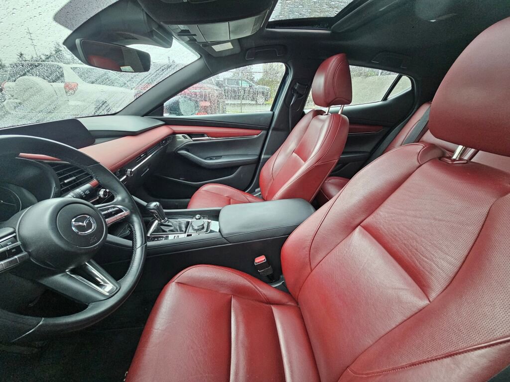 Used 2020 MAZDA MAZDA3 AWD Hatchback w/ Premium Pkg image 12