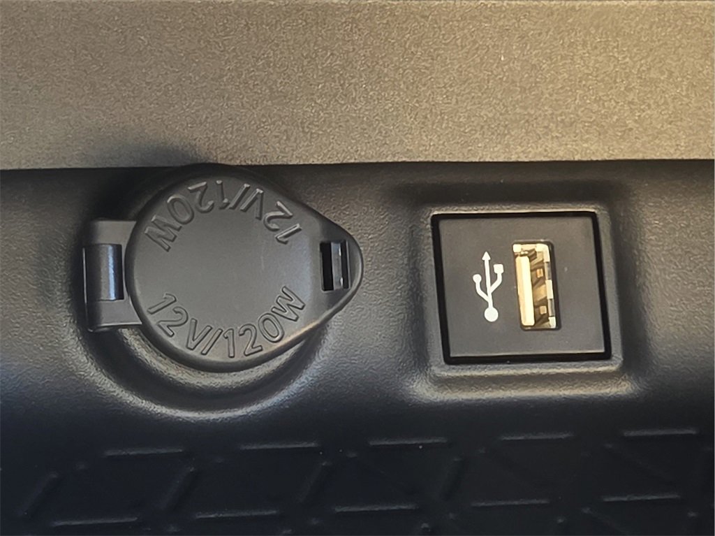 New 2025 Toyota RAV4 XLE image 22