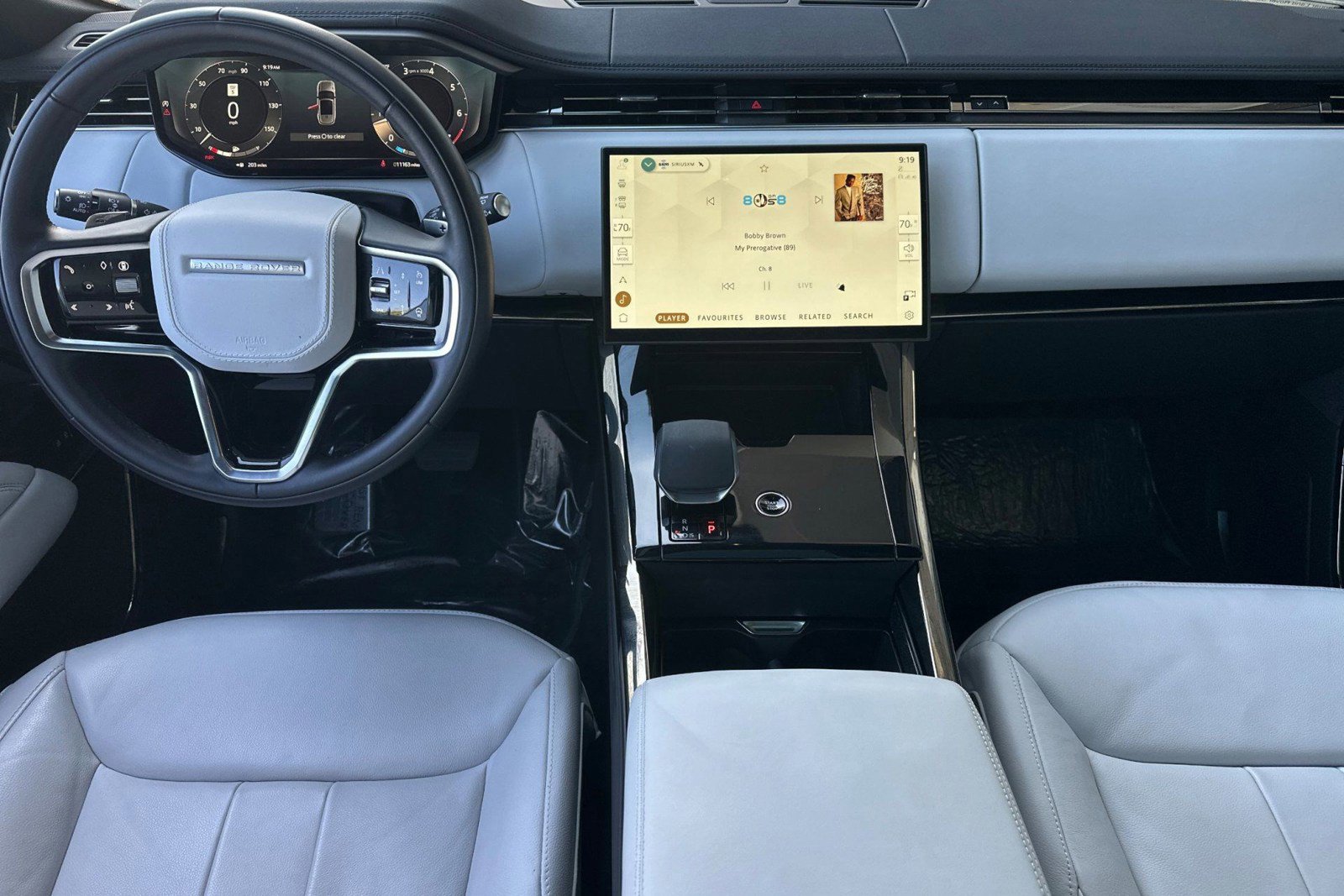 Certified 2025 Land Rover Range Rover Sport image 16