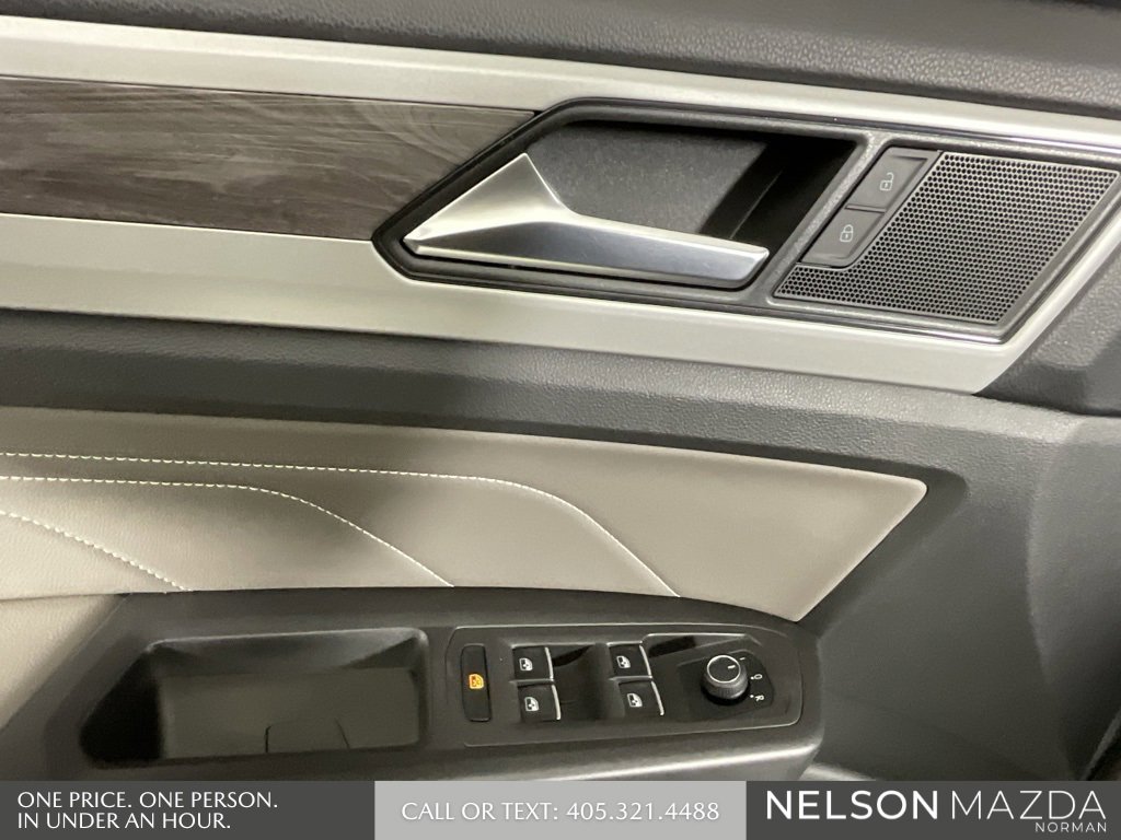 Used 2023 Volkswagen Atlas Cross Sport SE image 21