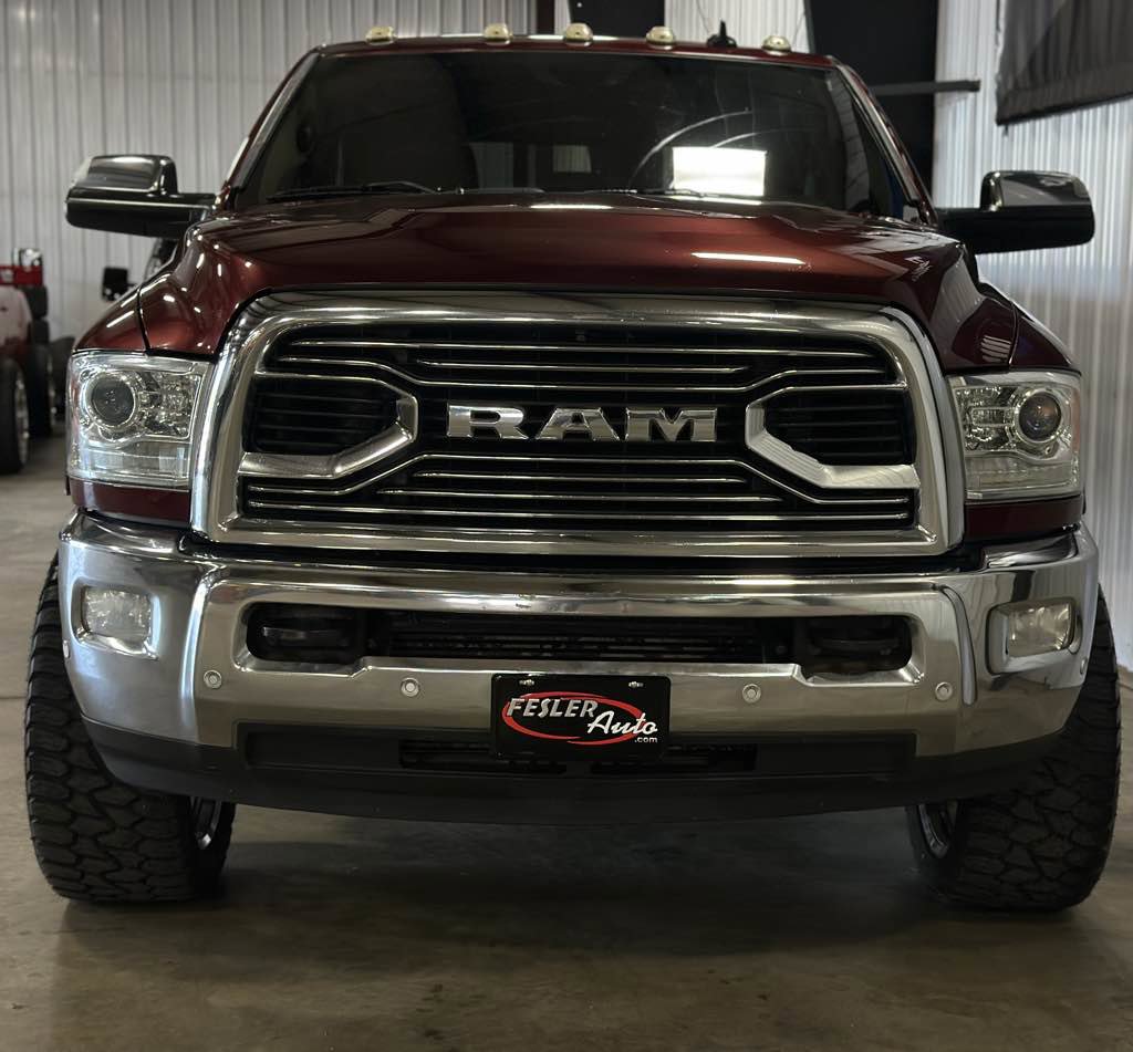 Used 2018 RAM 2500 Longhorn w/ Longhorn Southfork Package AWD/4WD image 17