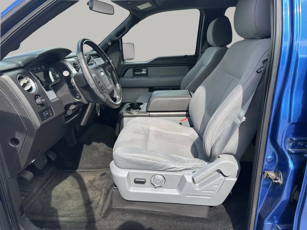 Used 2013 Ford F150 XLT w/ Luxury Equipment Group image 10