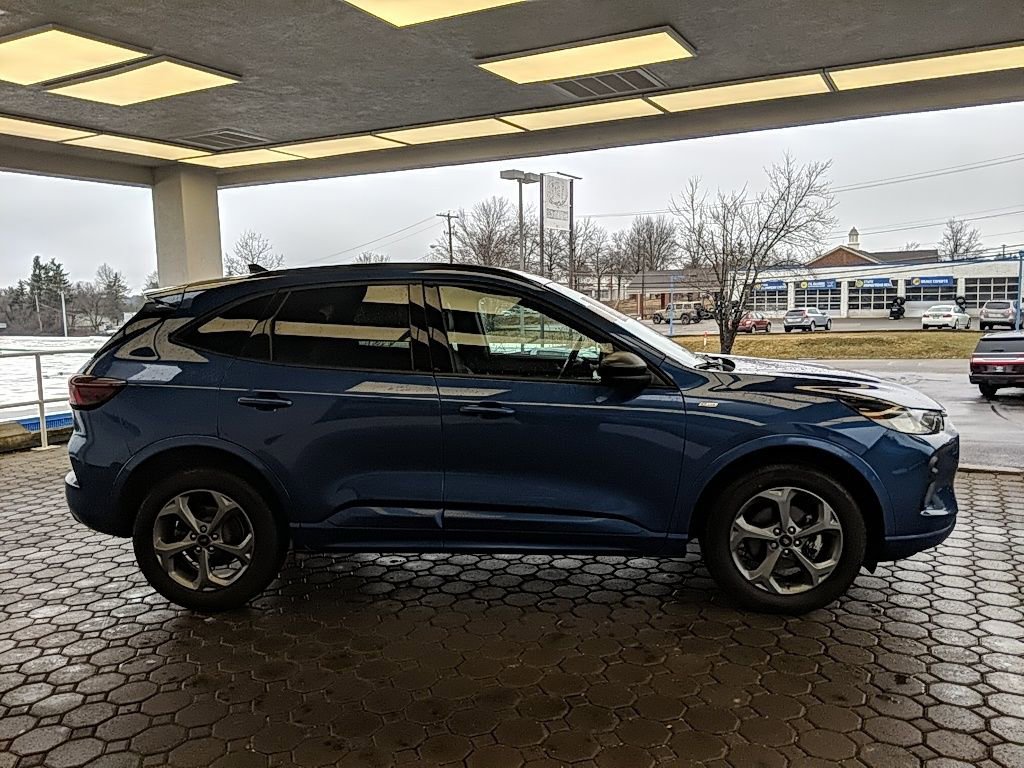 Used 2023 Ford Escape ST-Line w/ Tech Pack #1 image 4