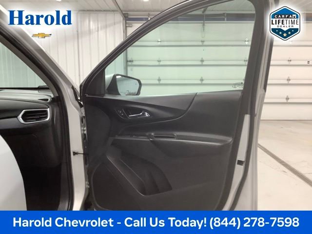 Used 2021 Chevrolet Equinox LT image 10