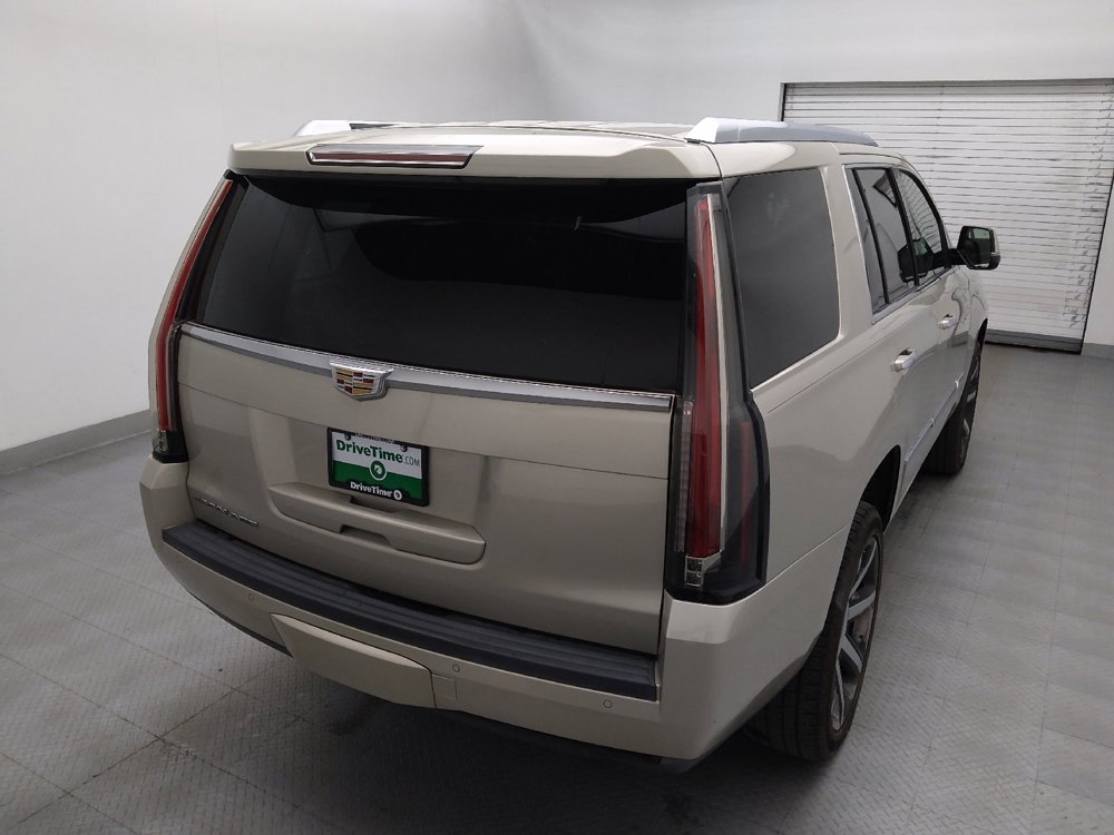 Used 2016 Cadillac Escalade Premium image 7