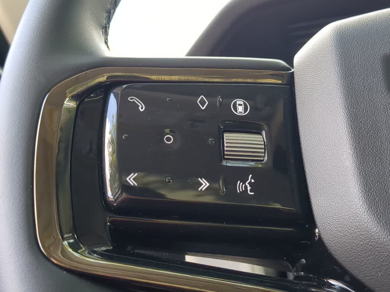 New 2025 Land Rover Range Rover Evoque S AWD/4WD image 26