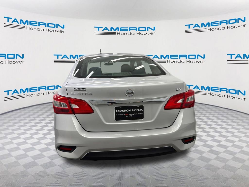 Used 2019 Nissan Sentra SV image 4