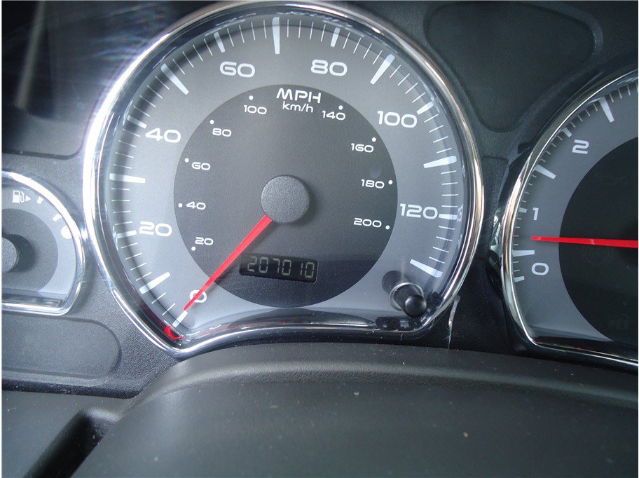 Used 2006 Pontiac Torrent 2WD w/ Preferred Package image 23
